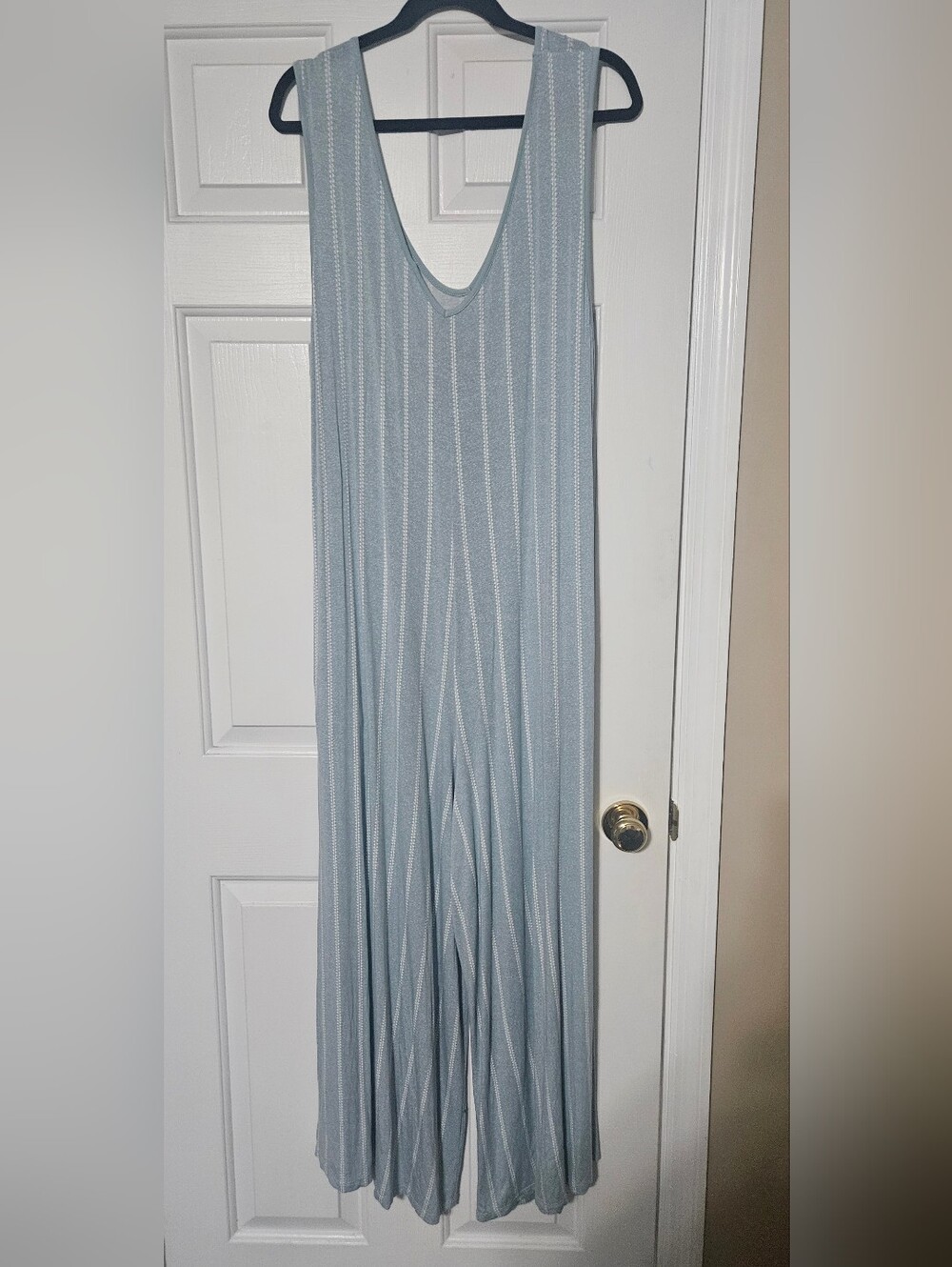 Lularoe Size XL Light Blue Sleeveless Wide-Leg Jumpsuit Romper
